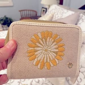 Excellent condition only used 1x. Mini wallet leather trim with coated linen.